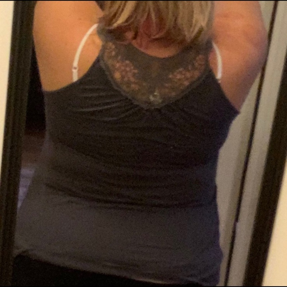 Flowy Tank - Picture 3 of 5
